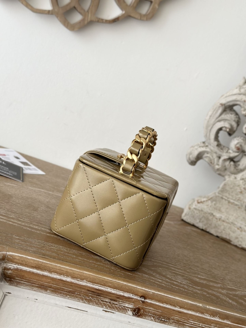 Ch**el cosmetic bags